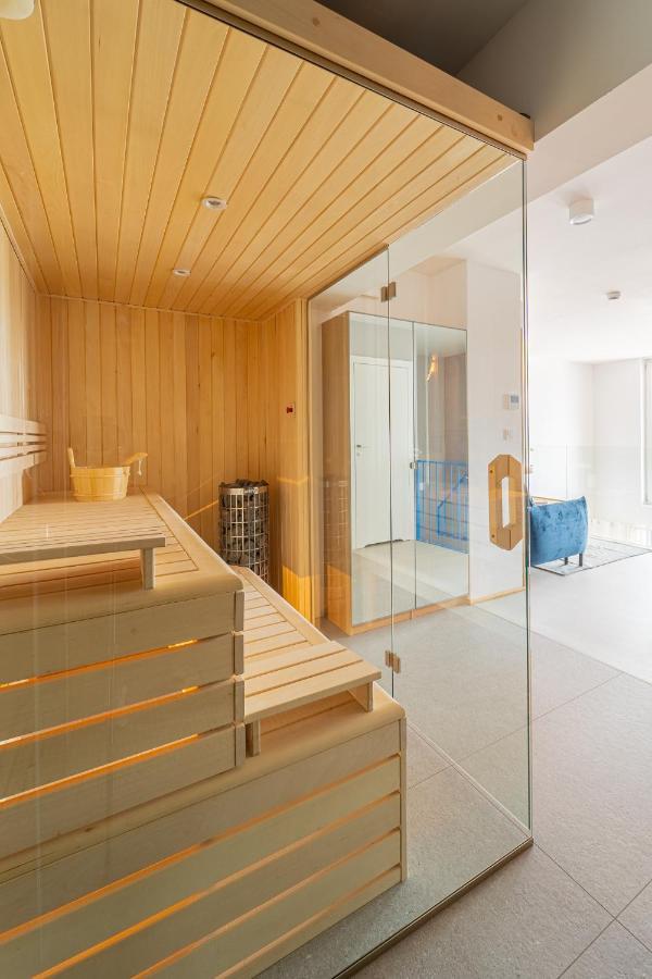 Apartment Penthouse Lighthouse Z Prywatna Sauna Surfingbird